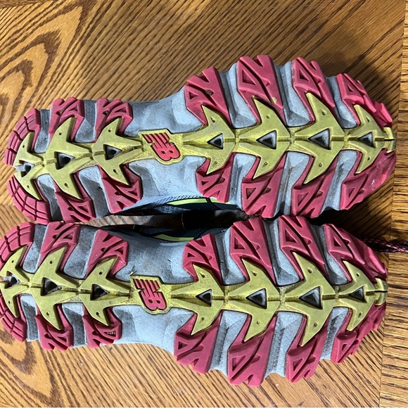 New Balance 610 v3 Sz 6 Sneakers All Terrain Acteva Lite Running Trail Shoes - Picture 5 of 10